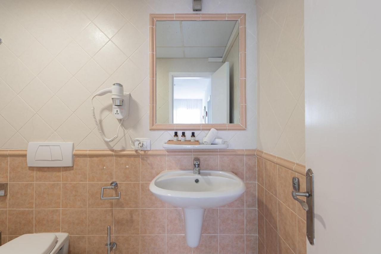 Appartement Apartamento 1 Con Terraza Y Piscina En Corralejo Extérieur photo