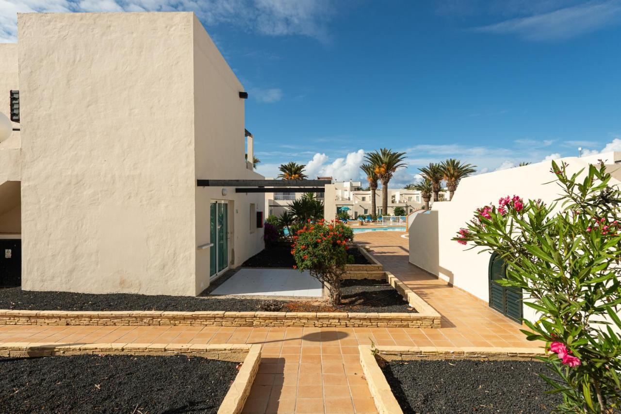 Appartement Apartamento 1 Con Terraza Y Piscina En Corralejo Extérieur photo